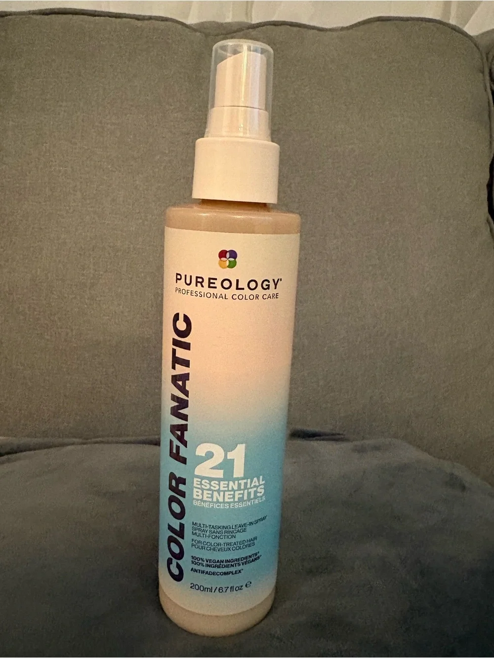 Pureology Color Fanatic Leave-In Treatment in White and Light Blue